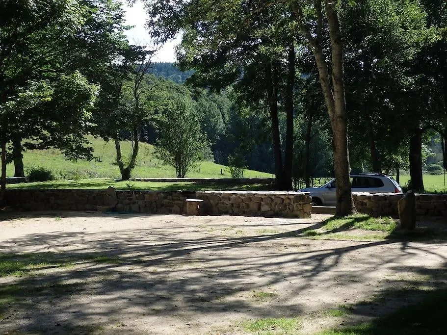 Joli Gite Entre Le Lac D'Issarles Et Le Mt Gerbier Cros-de-Georand France